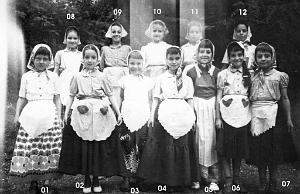 COLO LE LEZERT CASTRES TARN DAMES AFRICAINES MARAVAL 1956 N03
